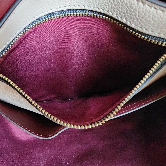 The Marc Jacobs Luxurious Taille Pale Pink Leather Tote Bag - Picture 16 of 16